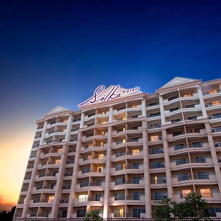 Hotel Silka Johor Bahru Extérieur photo
