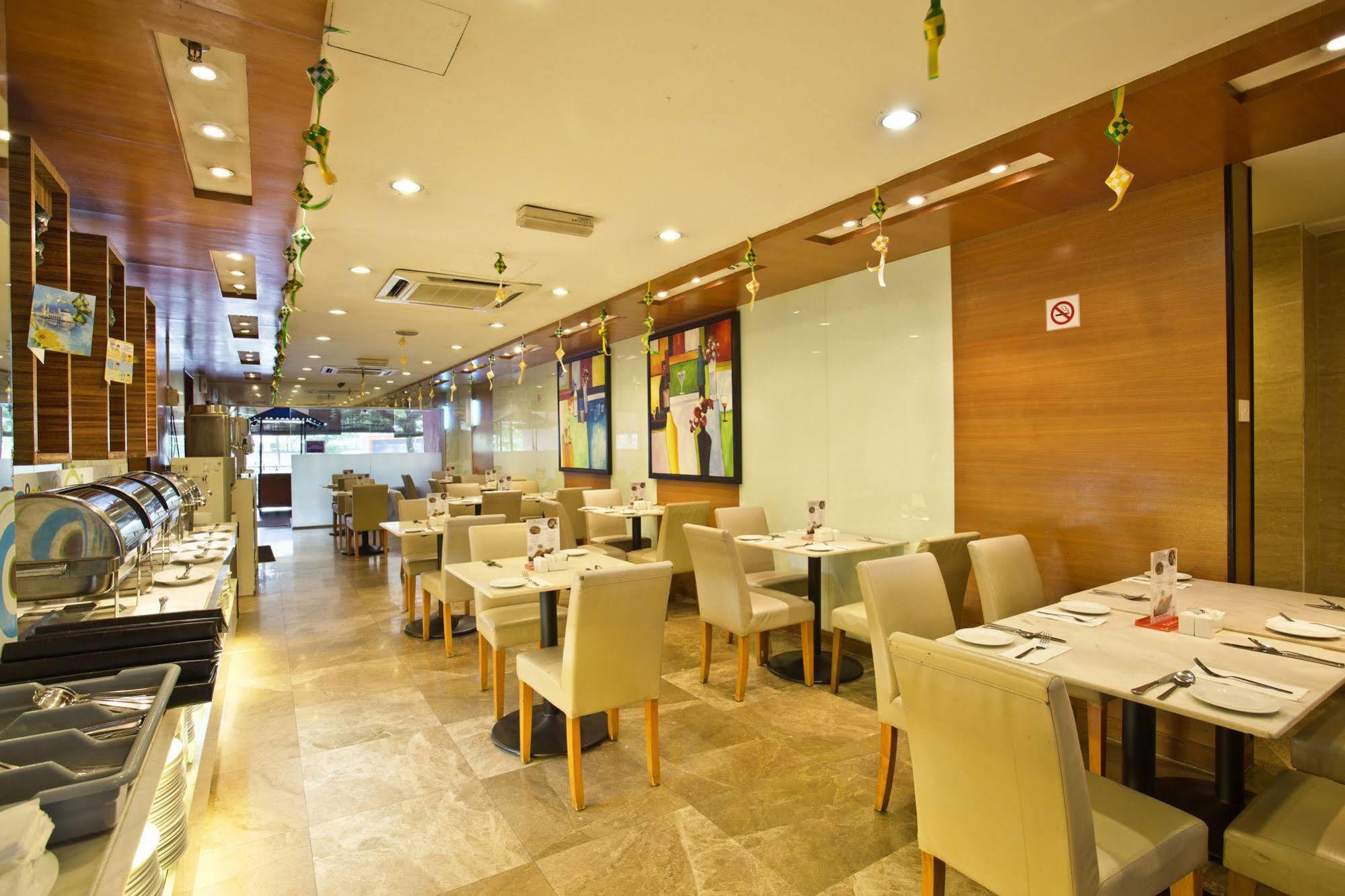 Hotel Silka Johor Bahru Extérieur photo