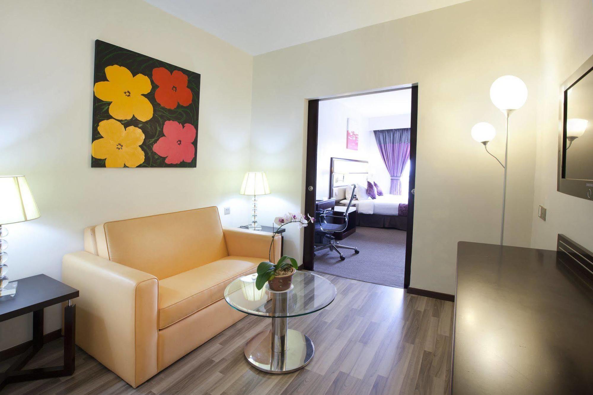 Hotel Silka Johor Bahru Extérieur photo