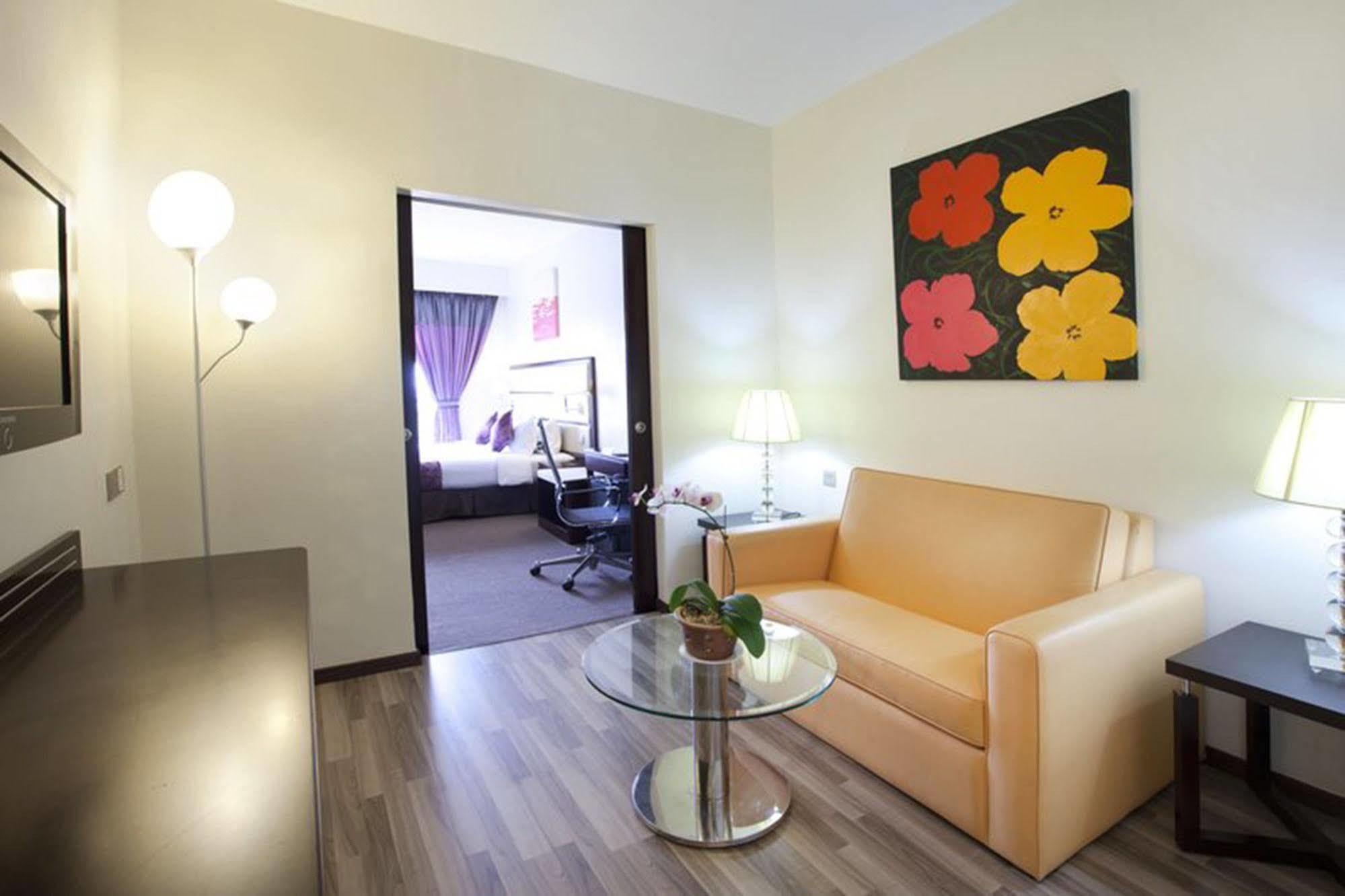 Hotel Silka Johor Bahru Extérieur photo