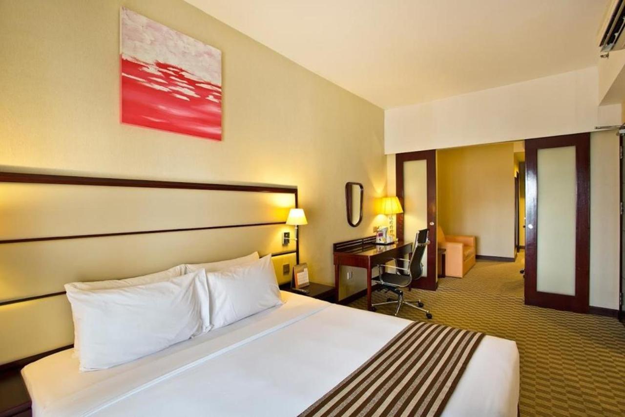 Hotel Silka Johor Bahru Extérieur photo