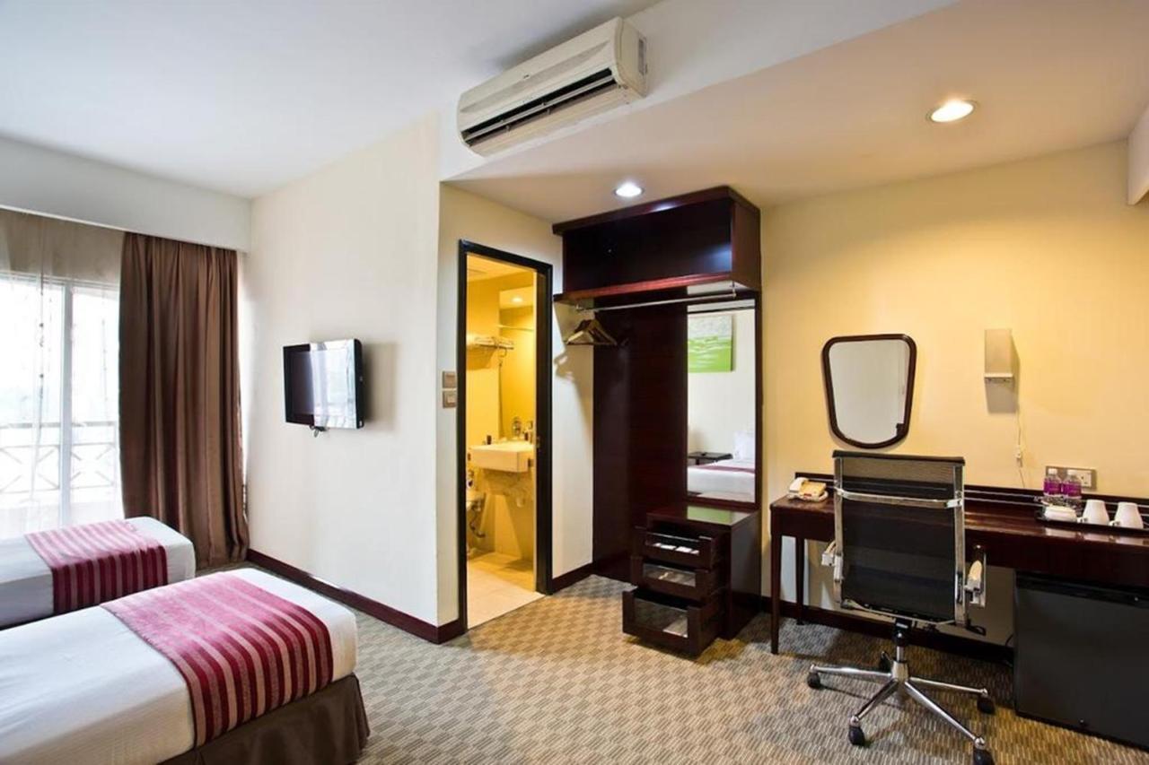 Hotel Silka Johor Bahru Extérieur photo