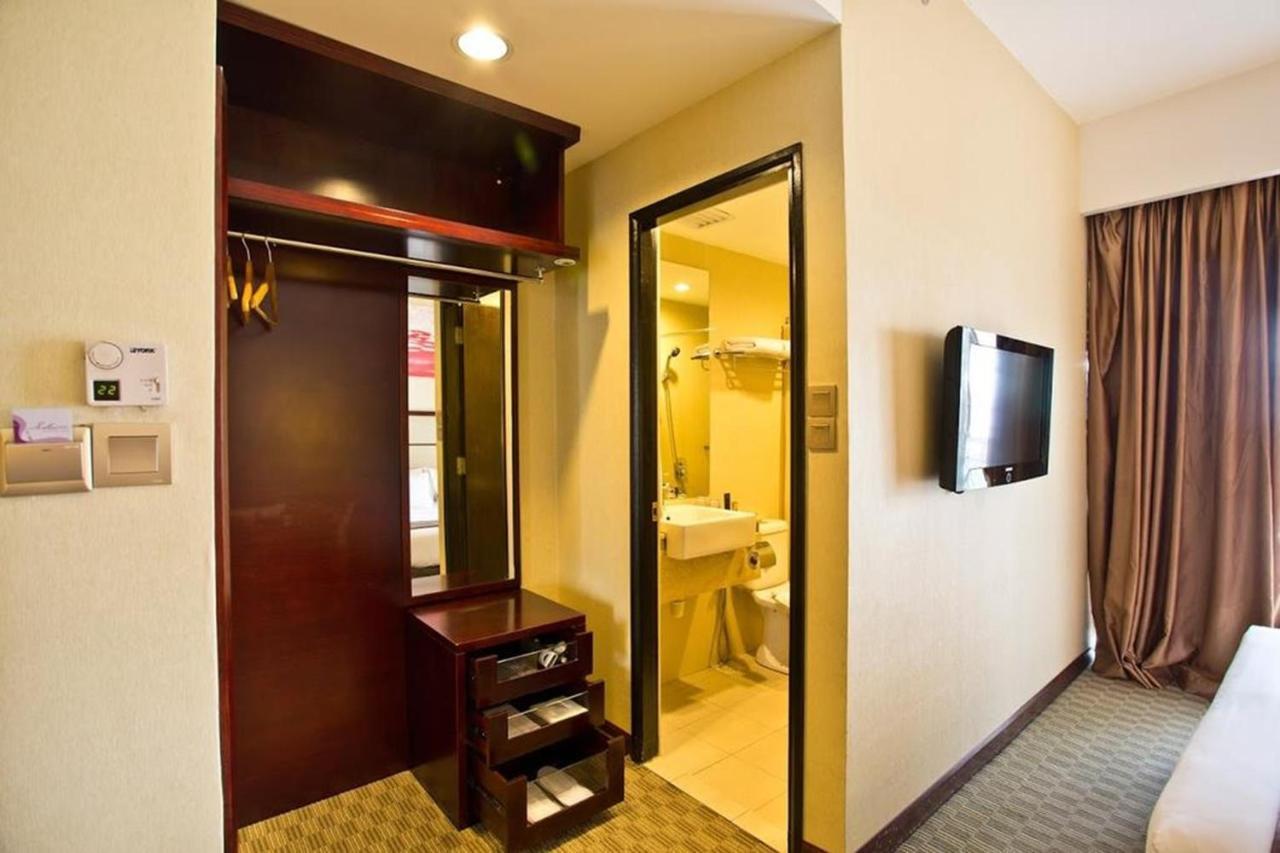 Hotel Silka Johor Bahru Extérieur photo