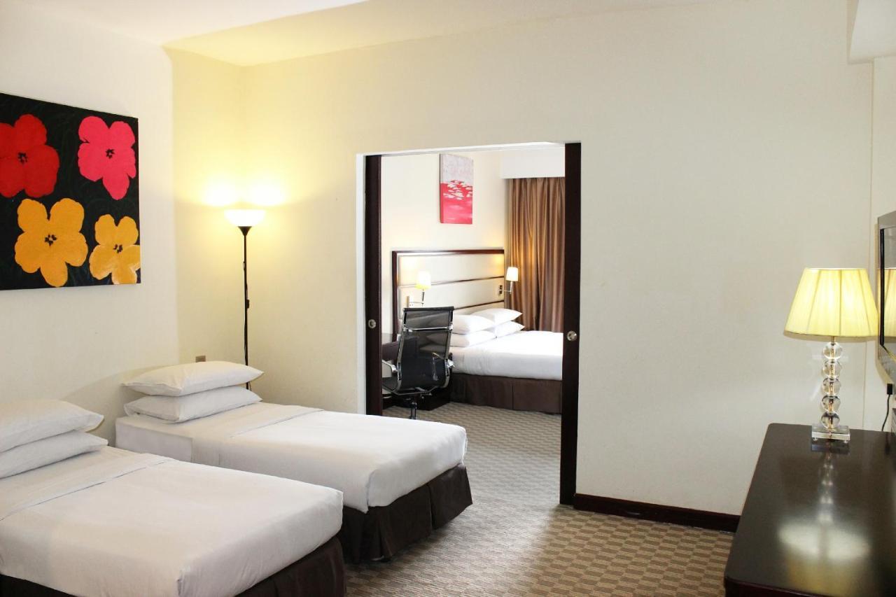 Hotel Silka Johor Bahru Extérieur photo