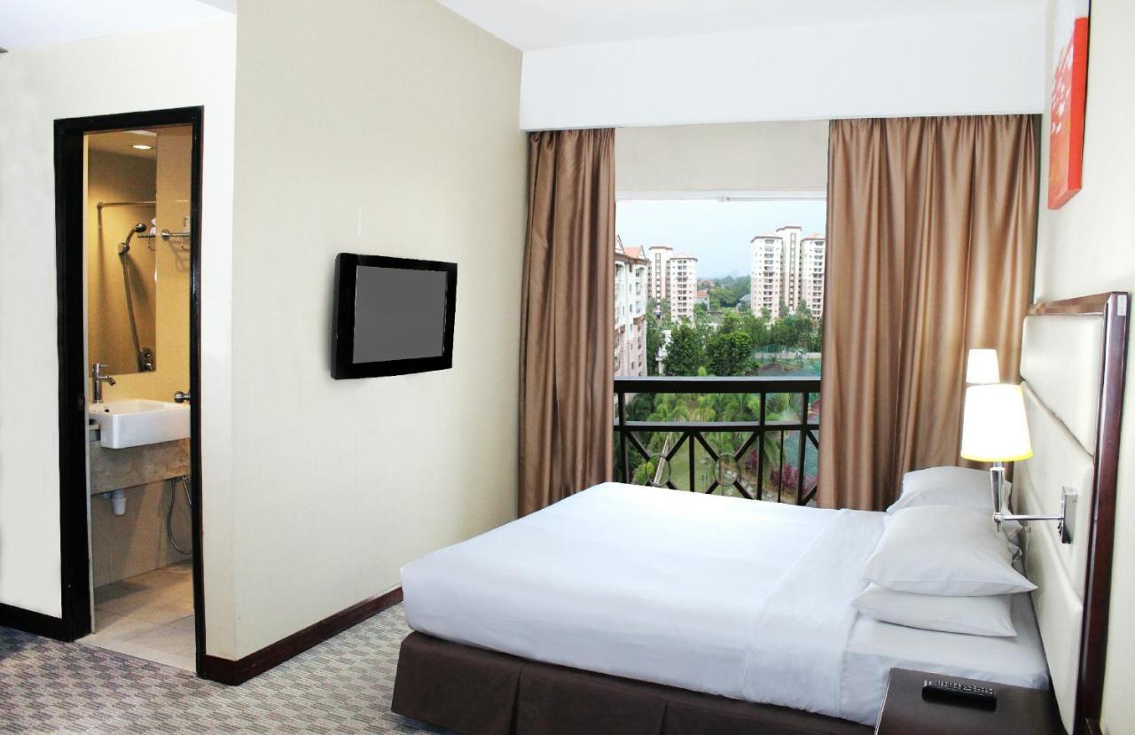 Hotel Silka Johor Bahru Extérieur photo
