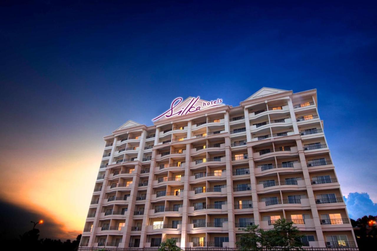 Hotel Silka Johor Bahru Extérieur photo